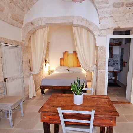 Petra Bianca Luxury Suite Ceglie Messapica Exterior photo
