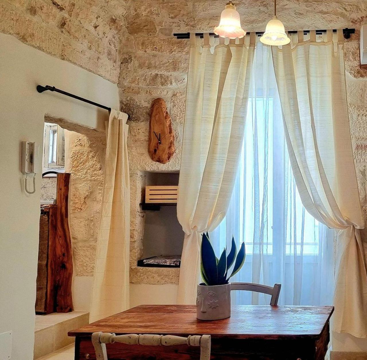 Petra Bianca Luxury Suite Ceglie Messapica Exterior photo